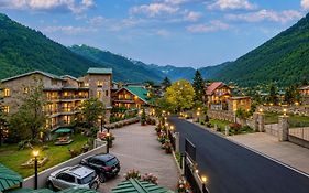 Sterling Manali
